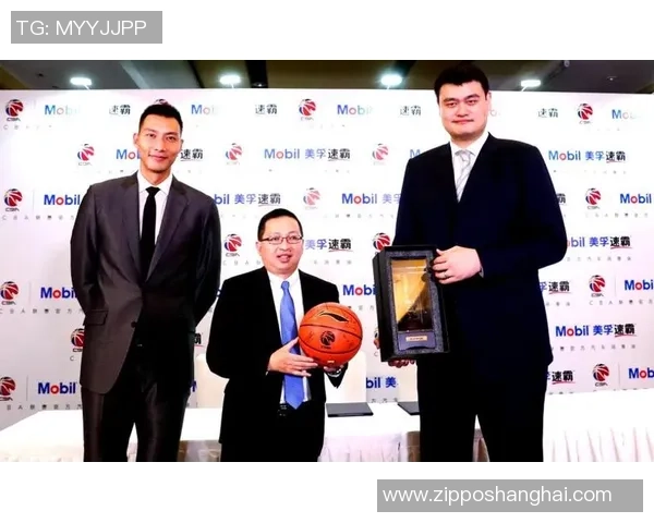 姚明在NBA的辉煌成就与财富积累揭秘，金库背后的故事与传奇