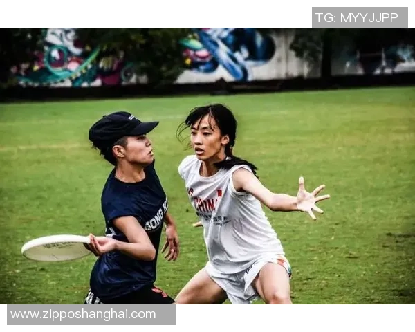 重庆飞盘队的阵地战揭秘：从战术到团队协作的深度解析