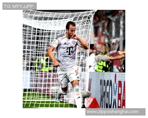 德甲惊现冷门里昂与曼联激战成平局引发全场震惊