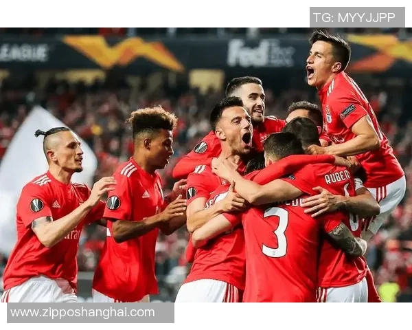 德甲焦点战本菲卡与巴黎圣日耳曼激战成平红牌争议引发全场热议