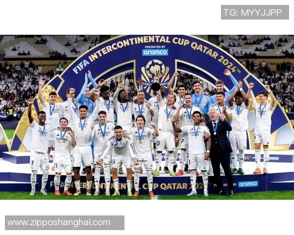 意甲焦点战巴萨狂胜皇马五球大捷乌龙球瞬间点燃全场激情 意甲焦点战巴萨狂胜皇马五球大捷乌龙球瞬间点燃全场激情